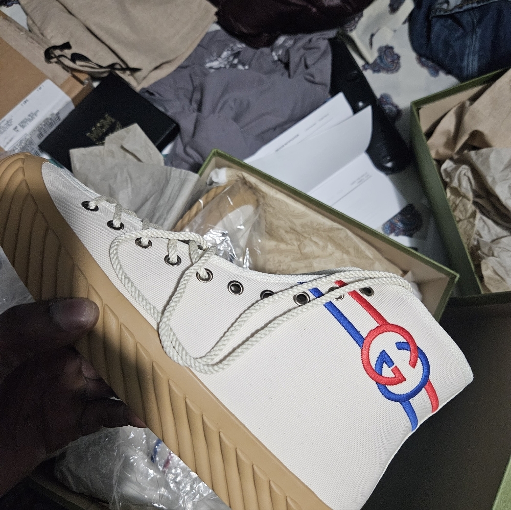 Gucci sneakers size 9 - Picture 6 of 8